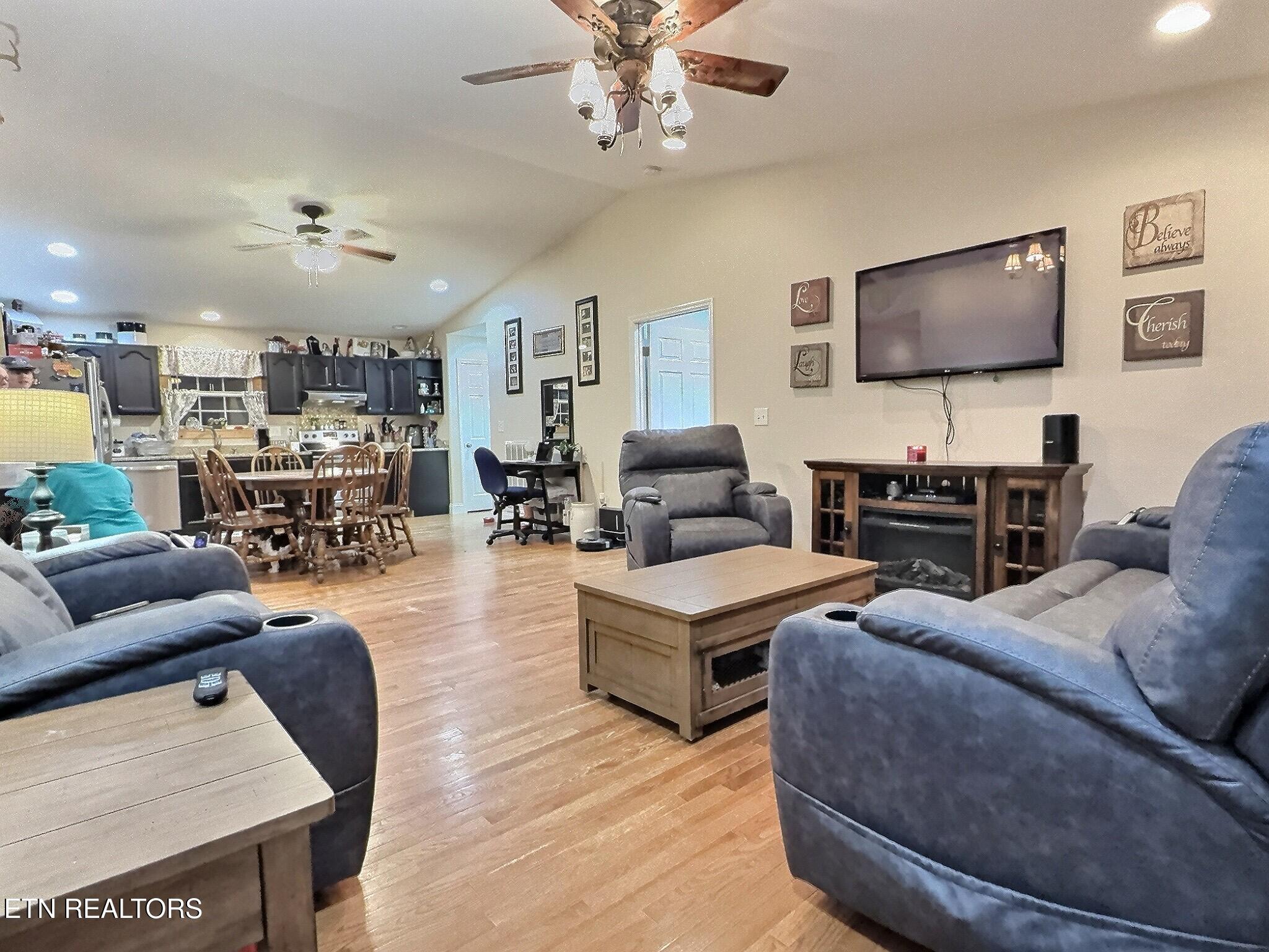 159 Carroll Hollow Rd