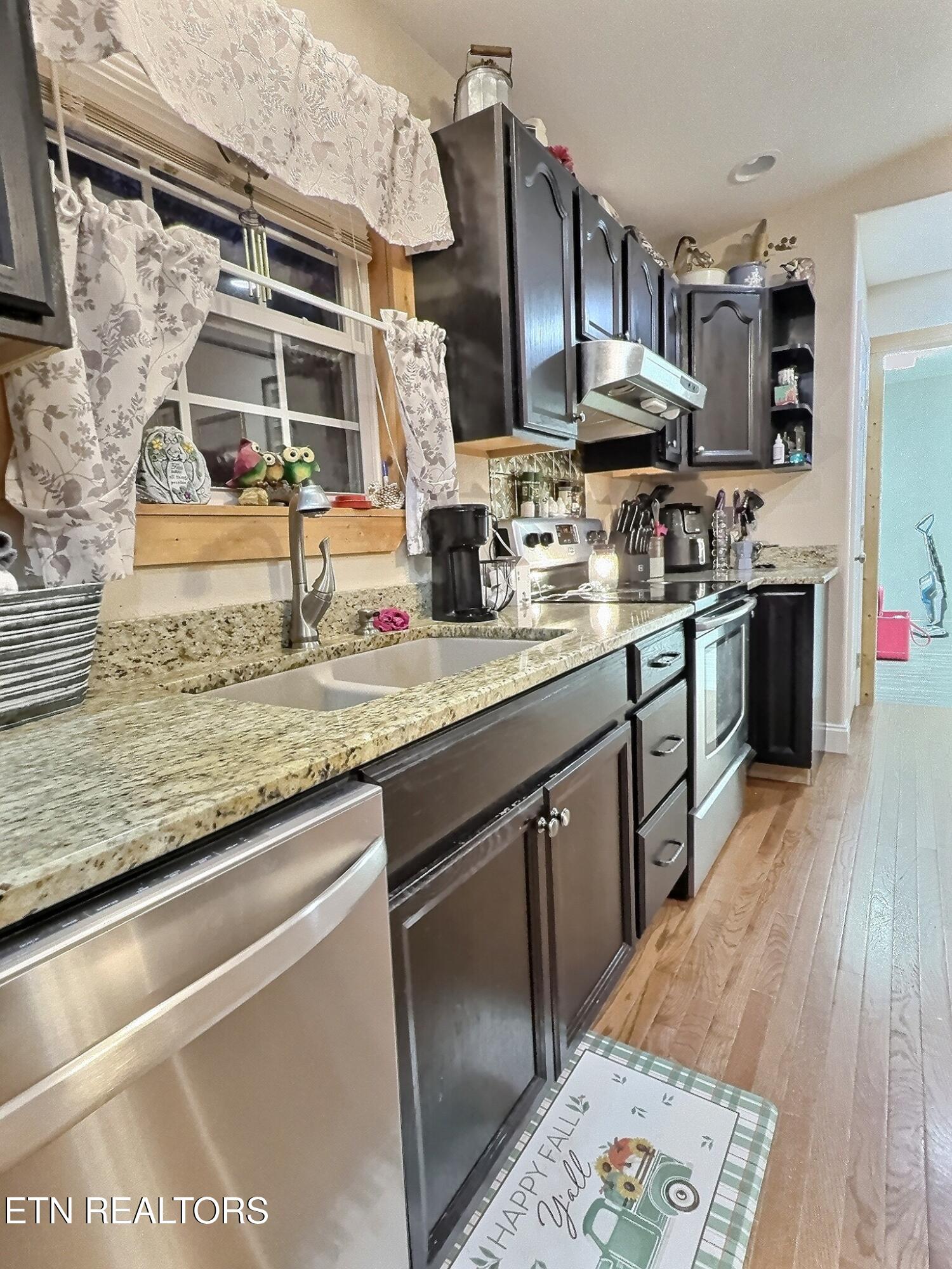 159 Carroll Hollow Rd