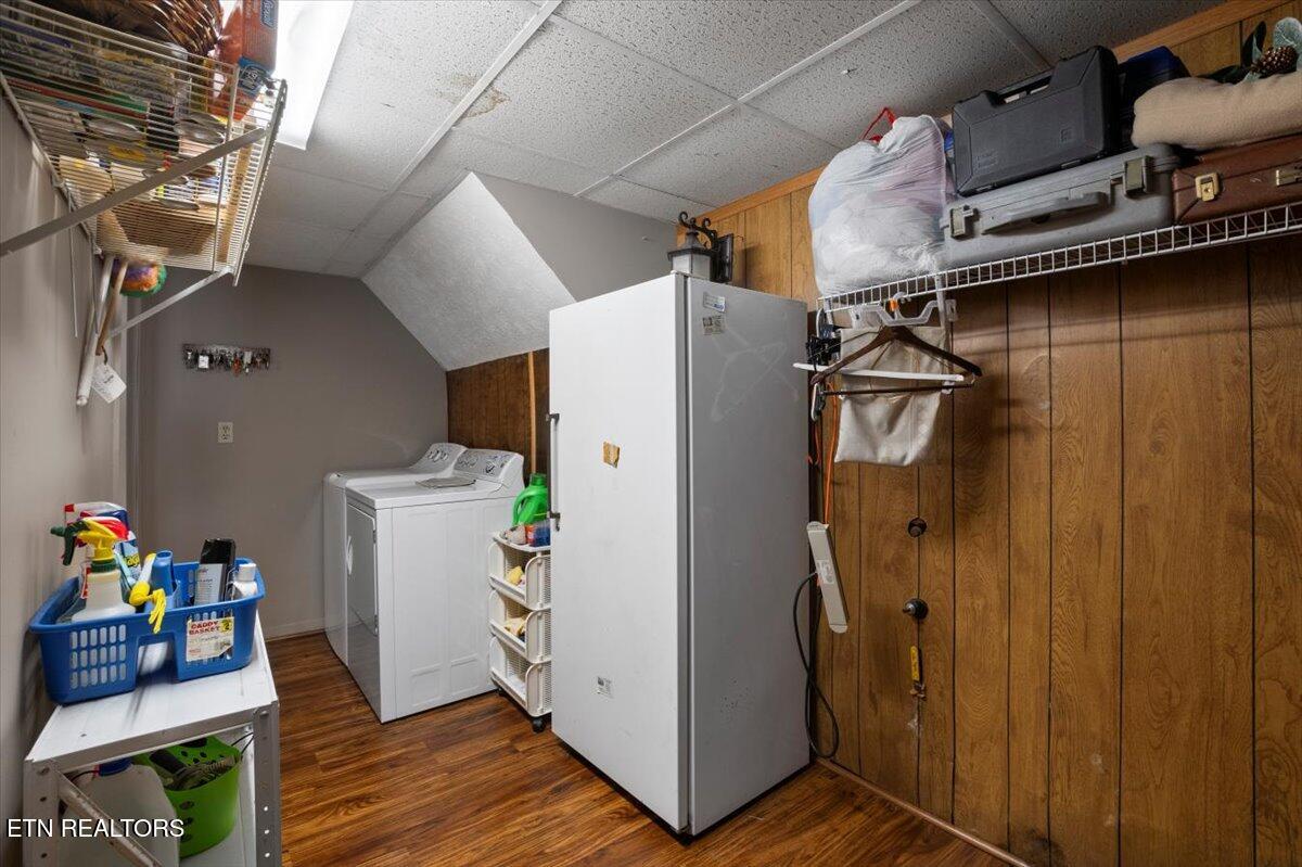 121 E Village Circle, LaFollette