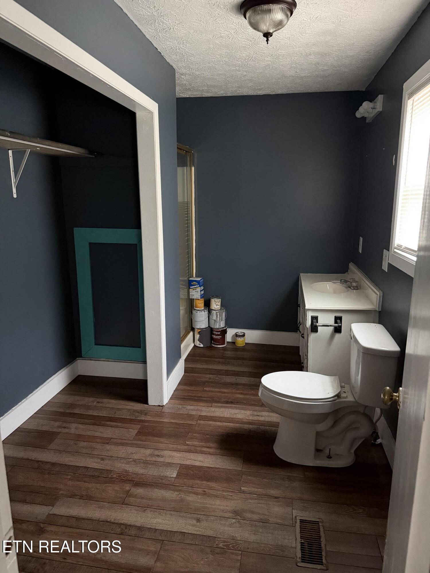 152 Country Way Drive, LaFollette