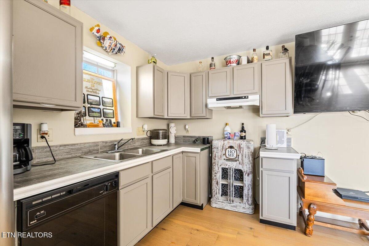 203 Golf Hill Lane, LaFollette