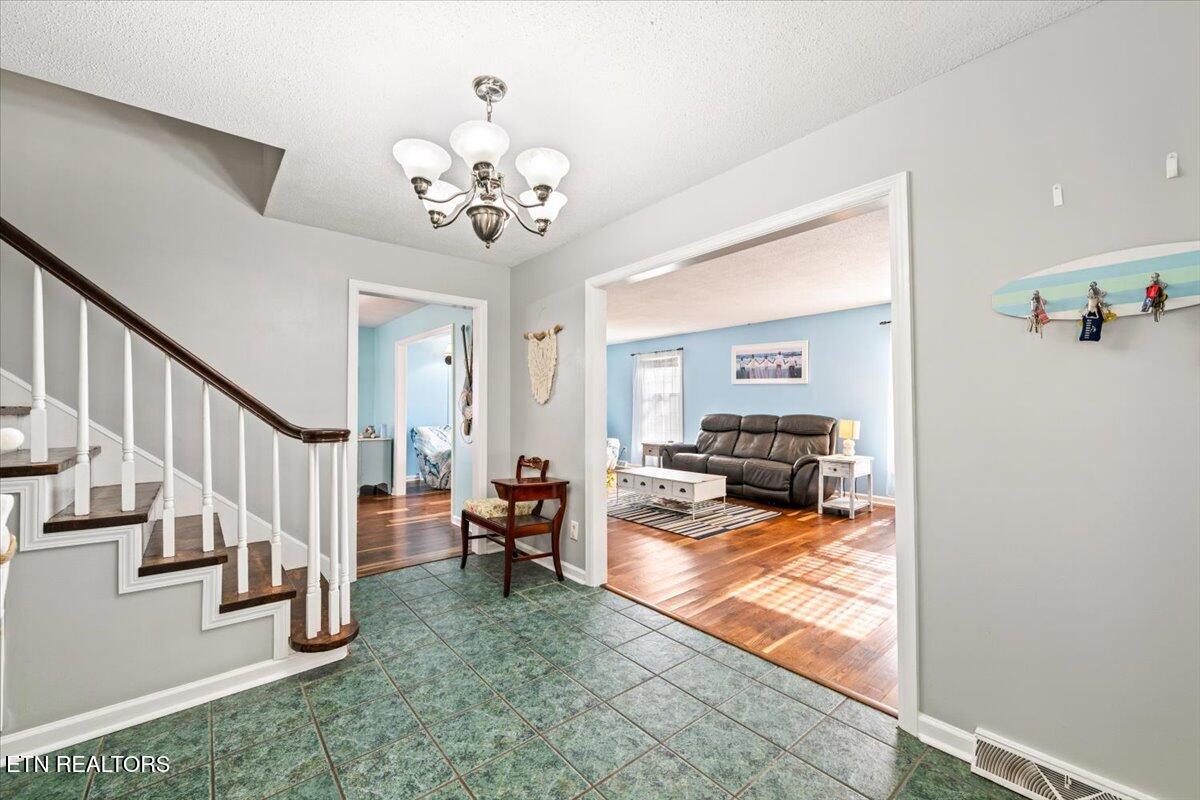 203 Golf Hill Lane, LaFollette