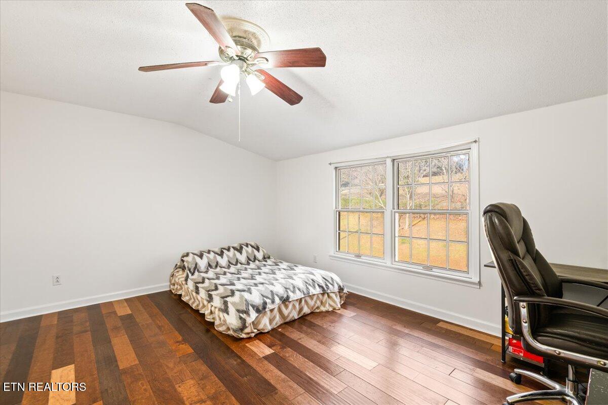 203 Golf Hill Lane, LaFollette