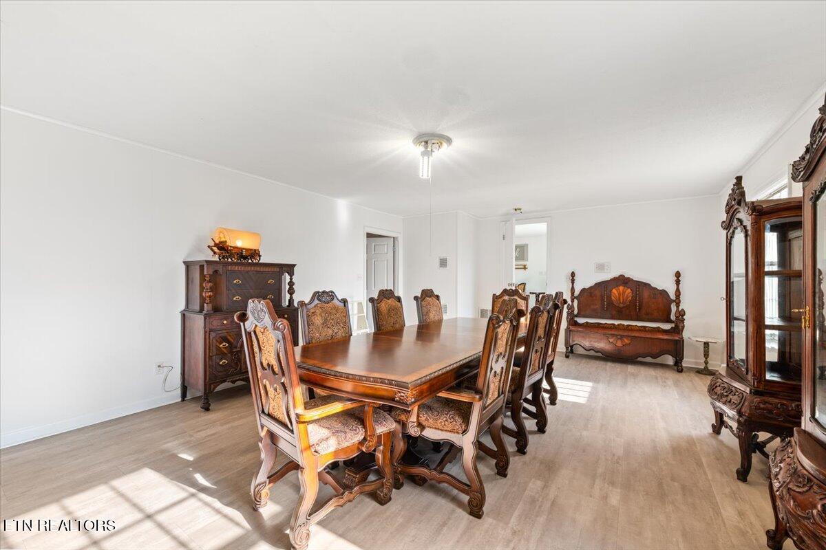 203 Golf Hill Lane, LaFollette