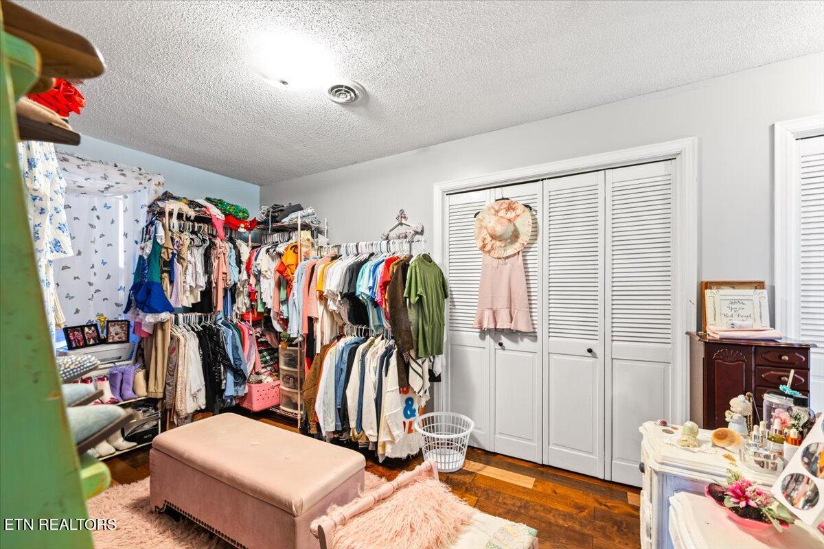 203 Golf Hill Lane, LaFollette