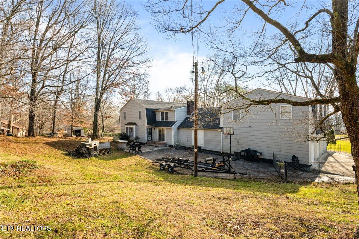 203 Golf Hill Lane, LaFollette