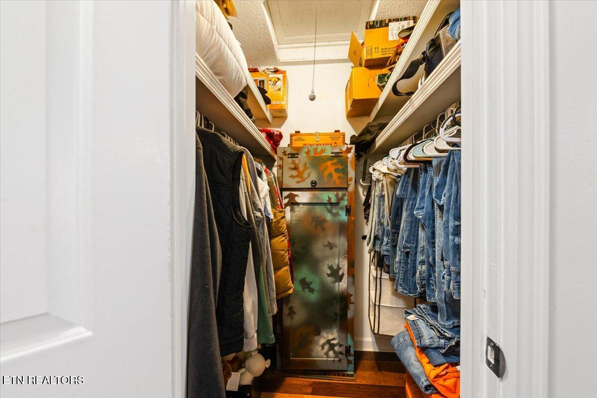 203 Golf Hill Lane, LaFollette