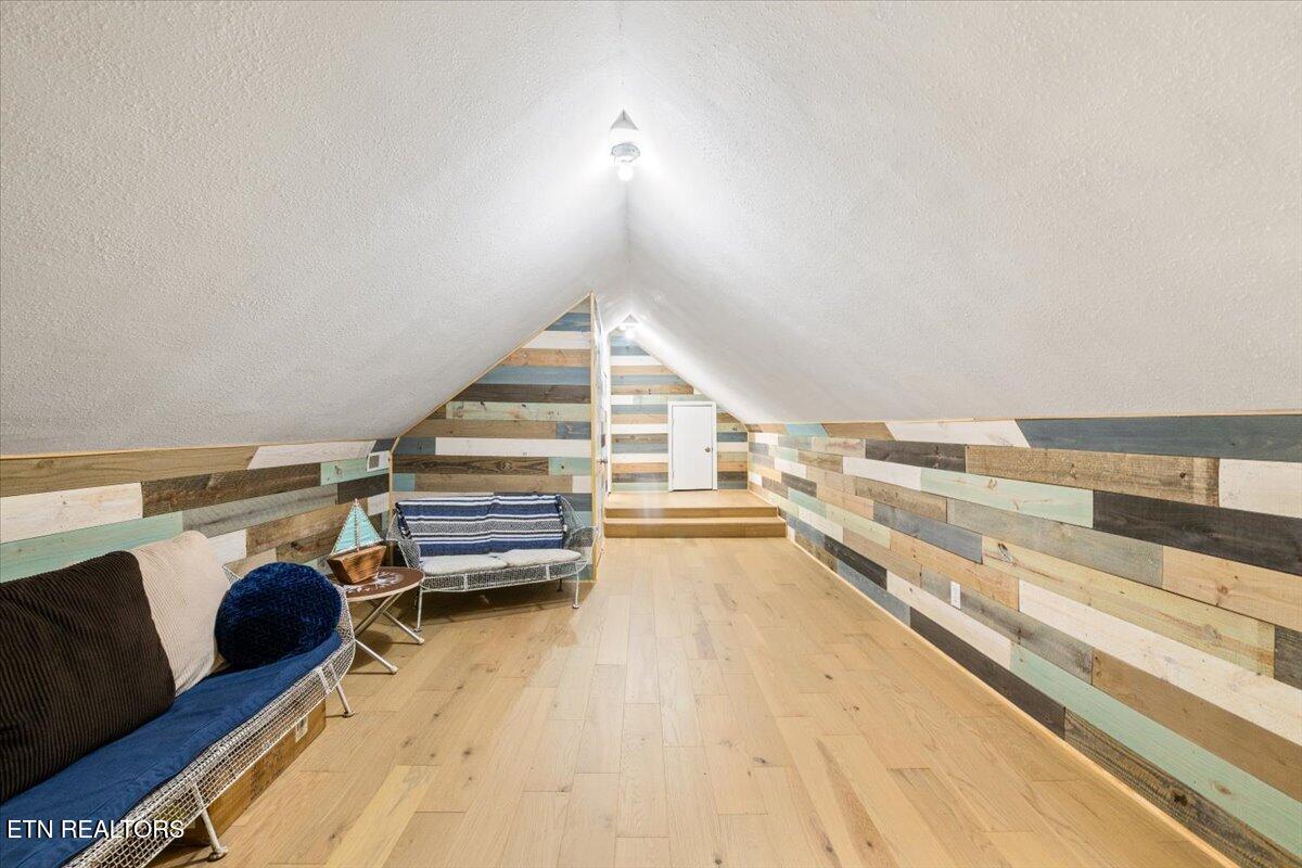 203 Golf Hill Lane, LaFollette