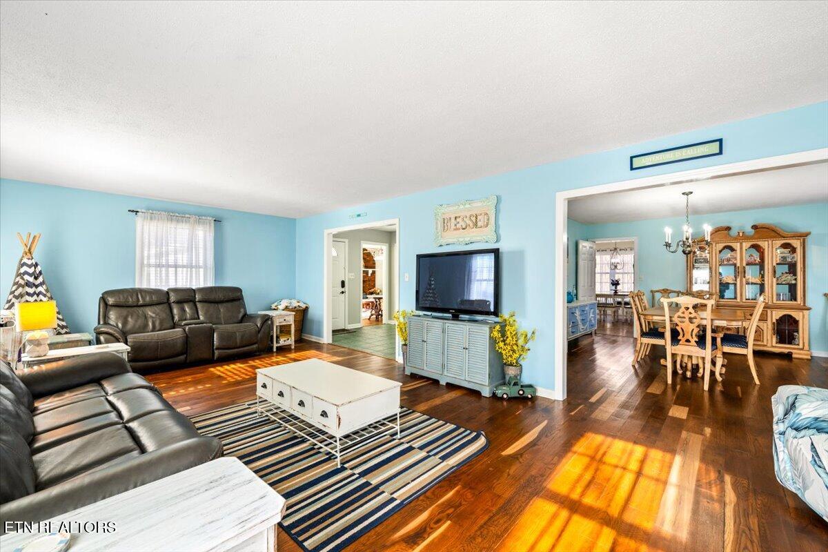 203 Golf Hill Lane, LaFollette