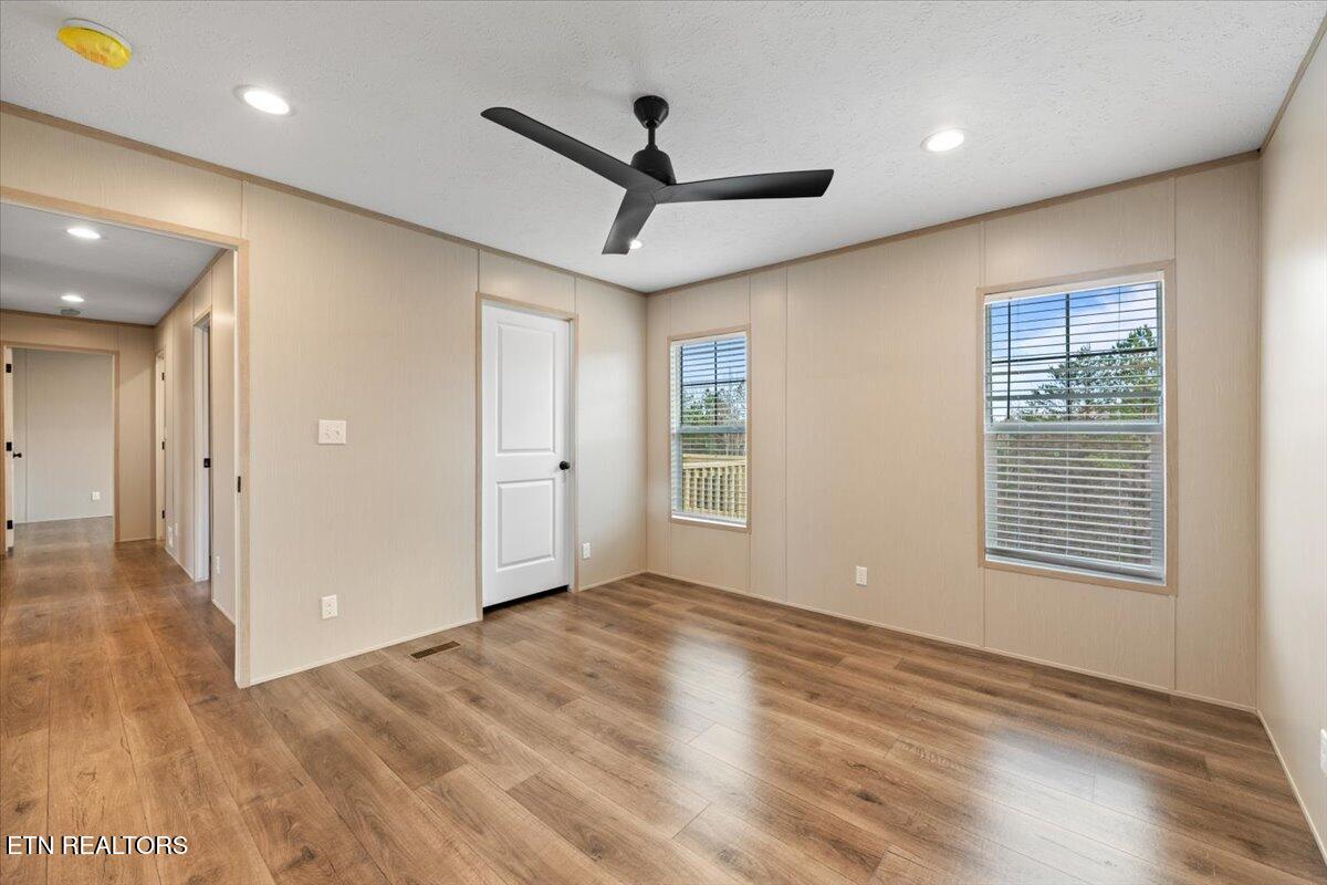 544 Quail Run Lane, LaFollette