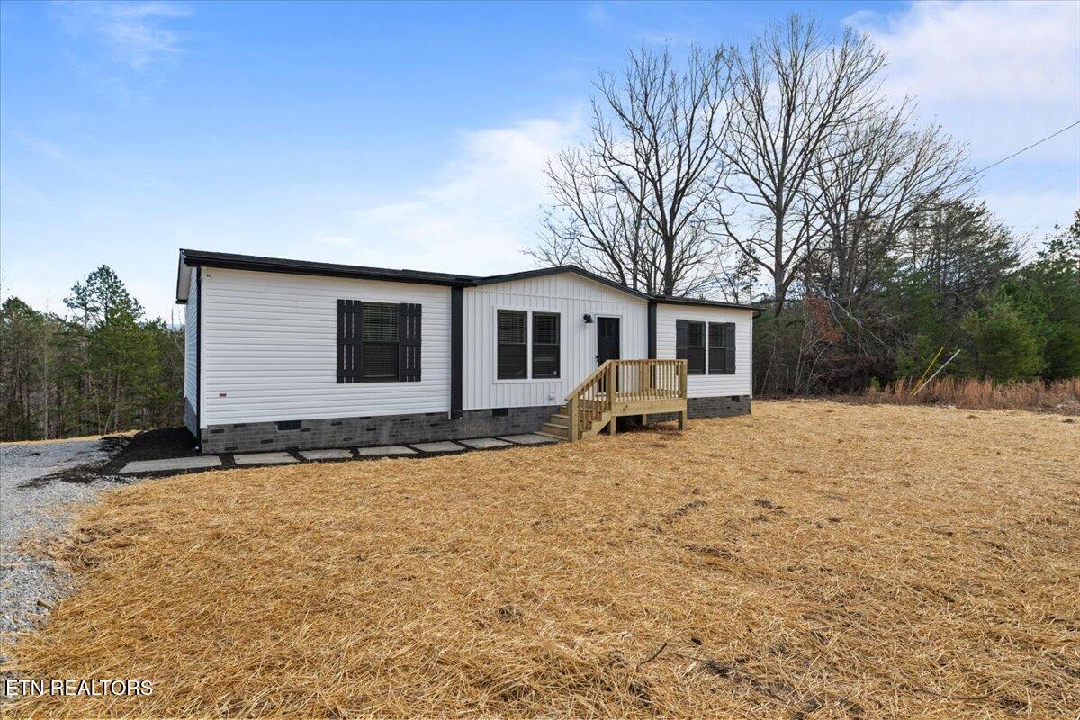 544 Quail Run Lane, LaFollette