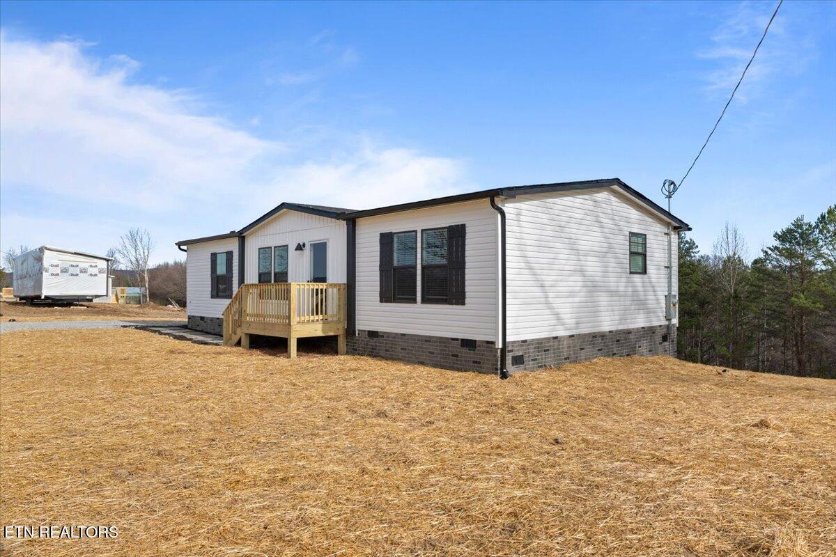 544 Quail Run Lane, LaFollette