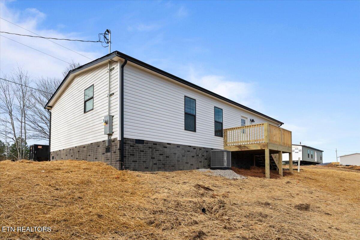 544 Quail Run Lane, LaFollette