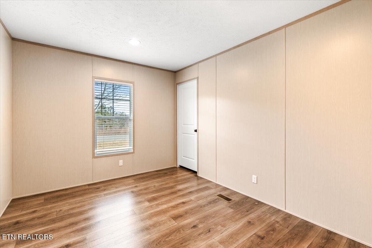 544 Quail Run Lane, LaFollette