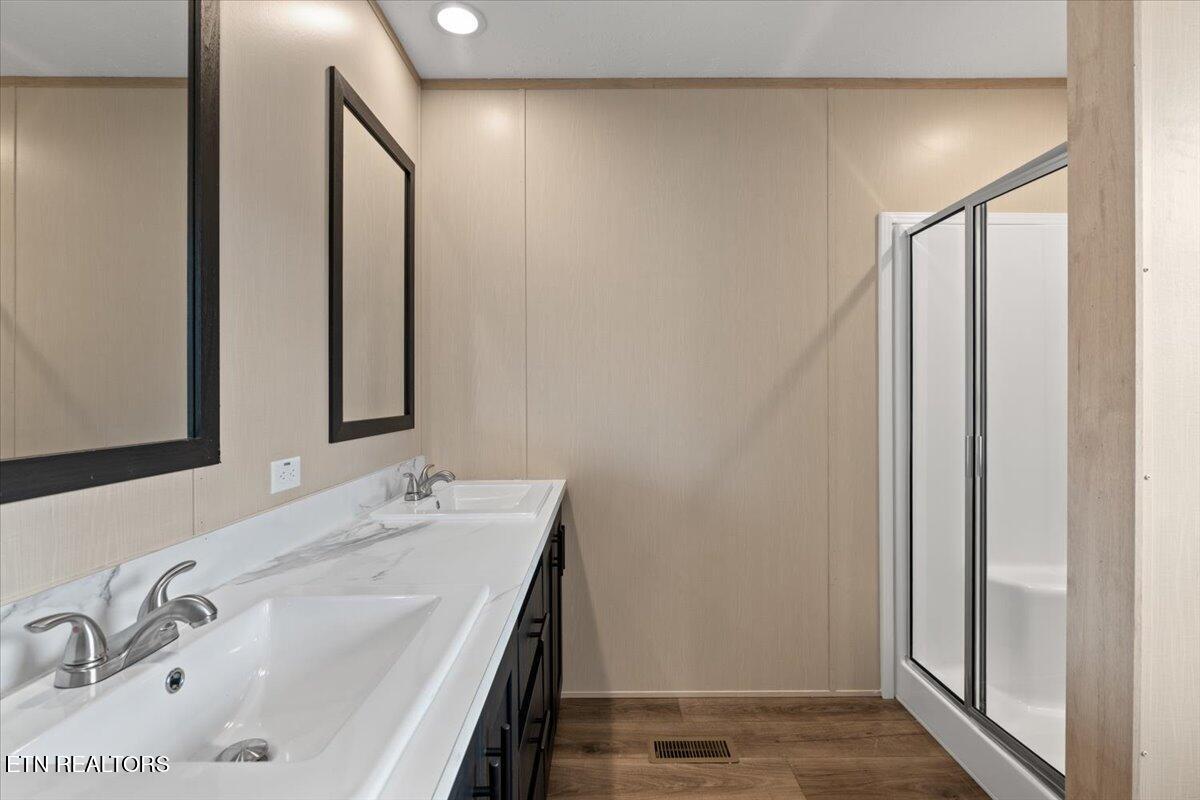 544 Quail Run Lane, LaFollette