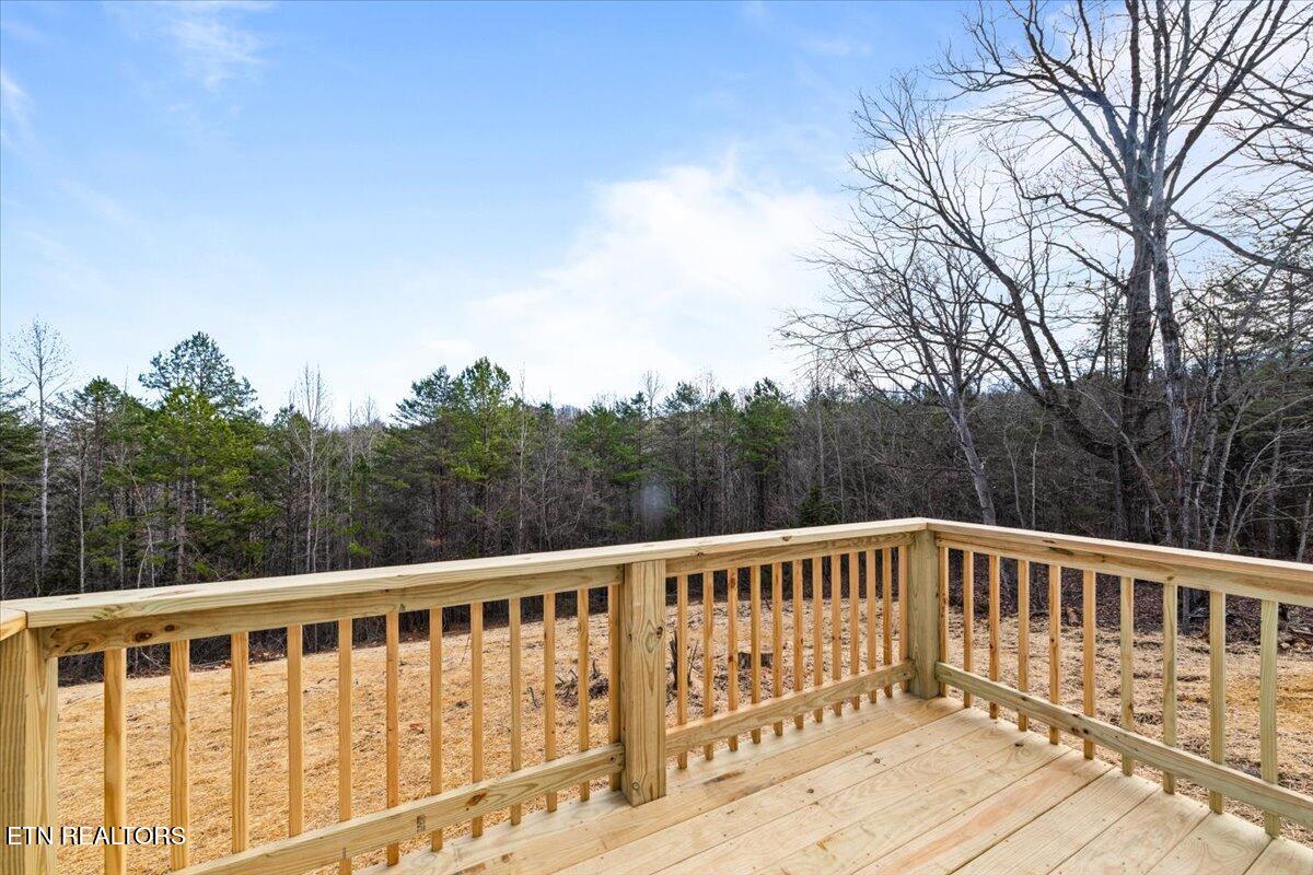 544 Quail Run Lane, LaFollette