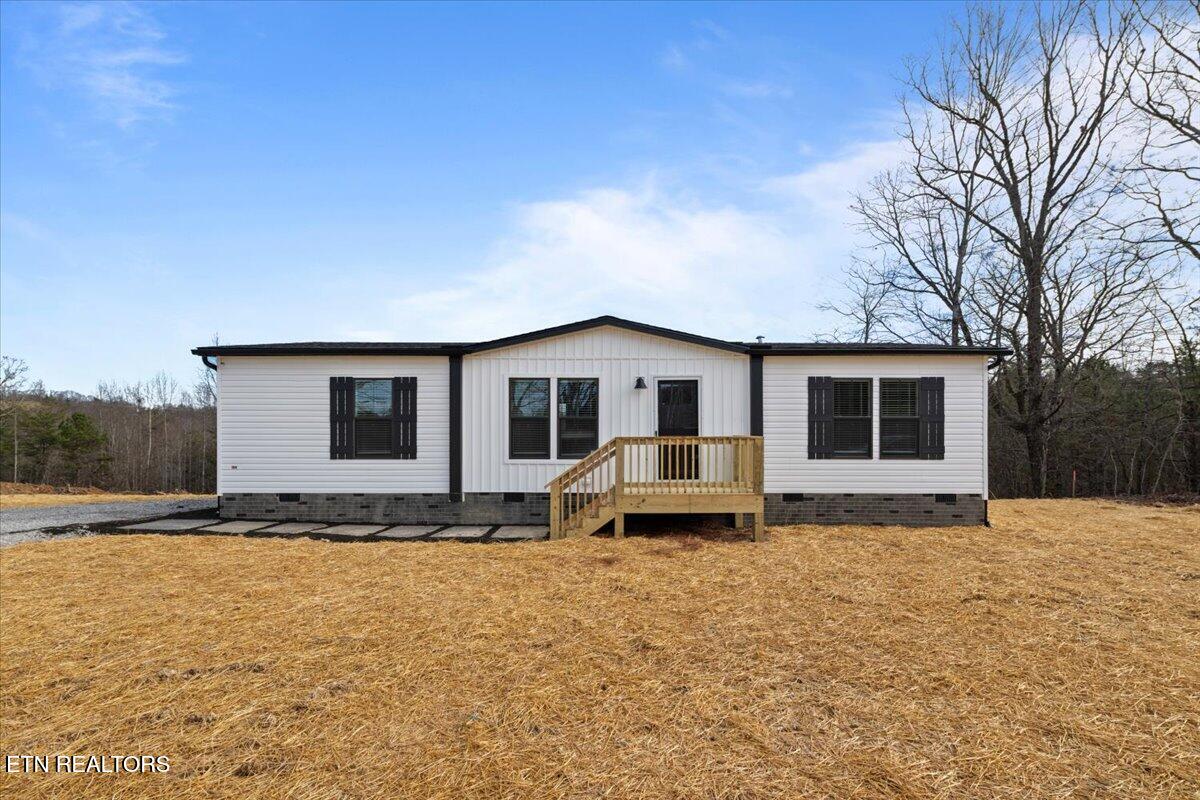 544 Quail Run Lane, LaFollette