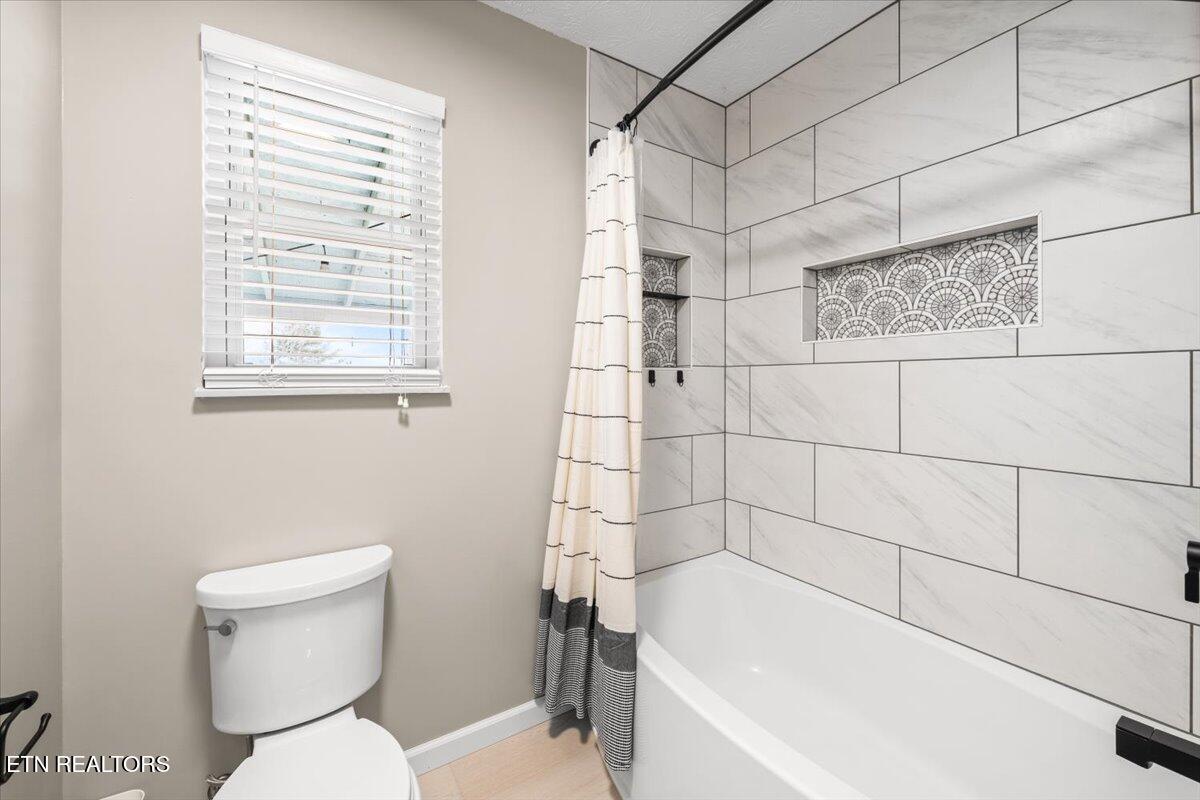 451 Hollifield Drive