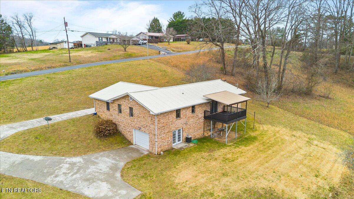 261 Lance Lane, LaFollette