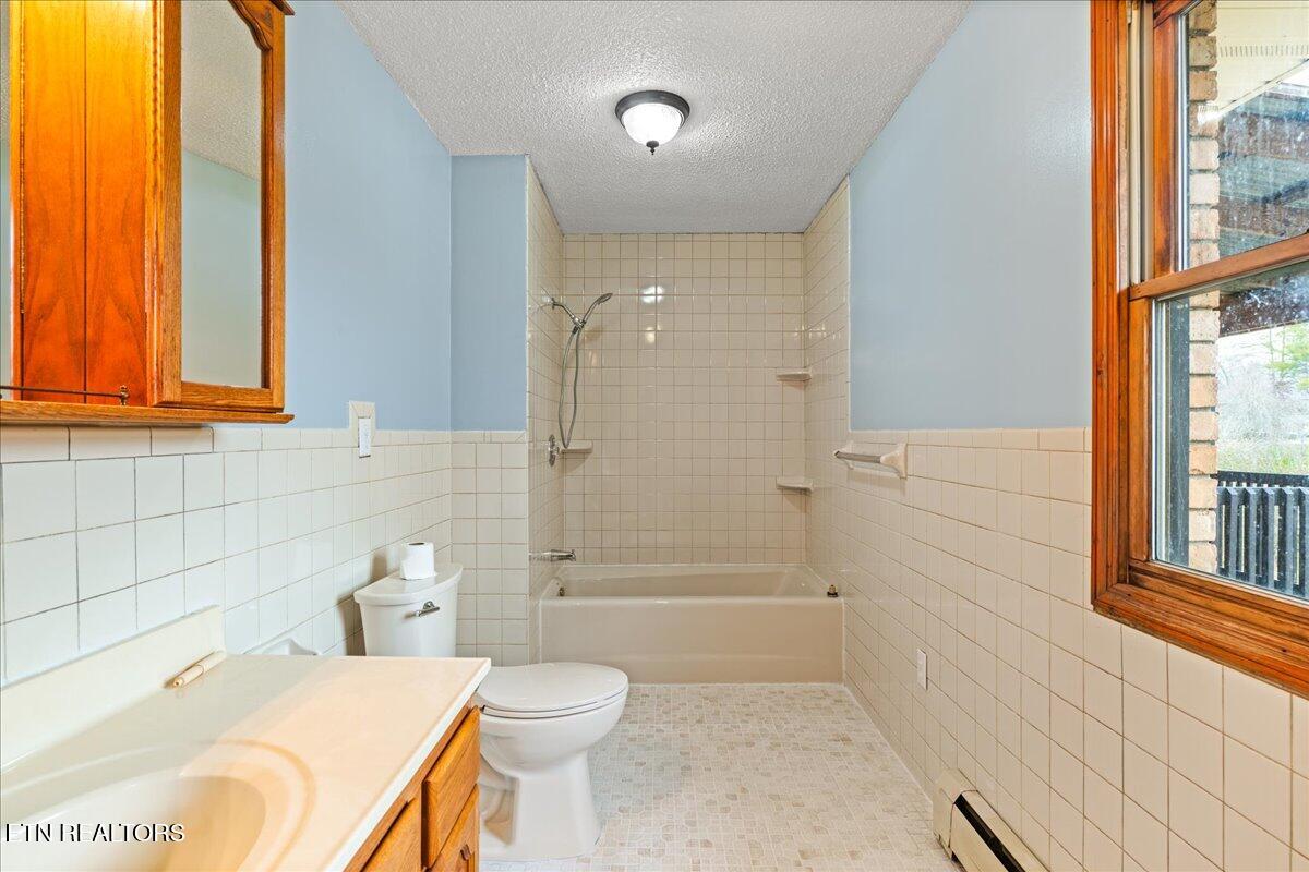 261 Lance Lane, LaFollette