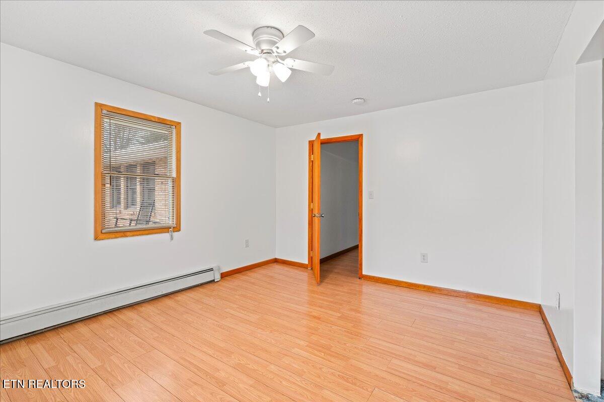 261 Lance Lane, LaFollette