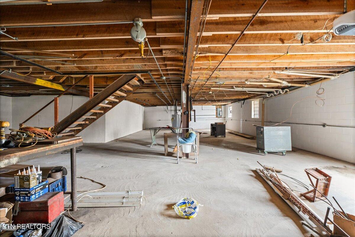 261 Lance Lane, LaFollette