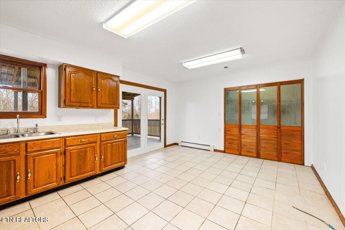 261 Lance Lane, LaFollette