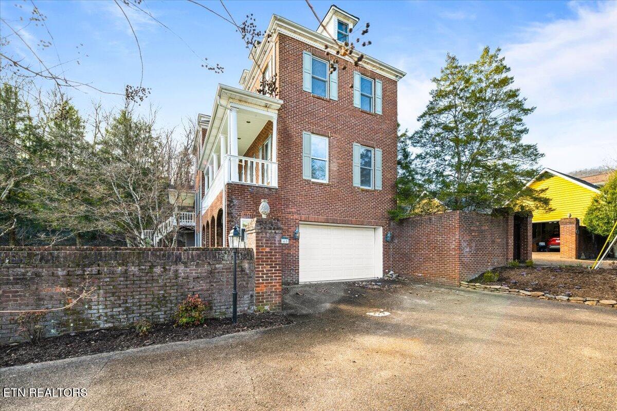 145 Hope Lane, LaFollette