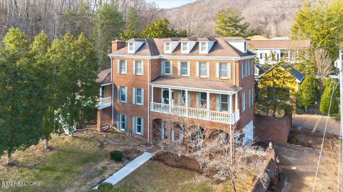 145 Hope Lane, LaFollette