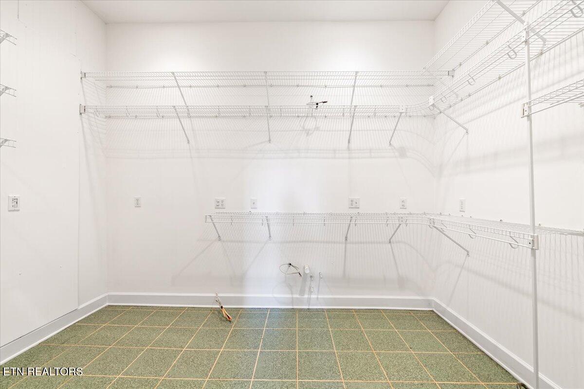 145 Hope Lane, LaFollette