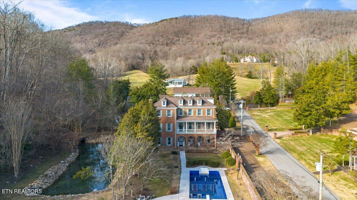 145 Hope Lane, LaFollette