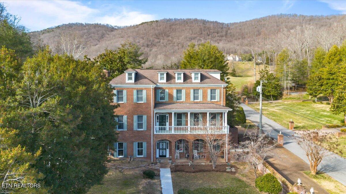 145 Hope Lane, LaFollette