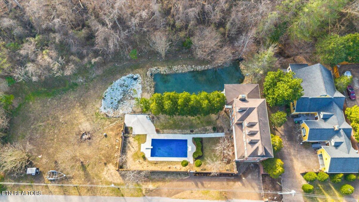 145 Hope Lane, LaFollette