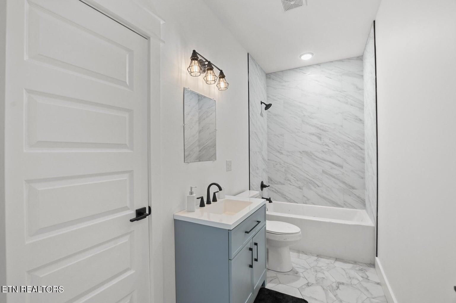 252 Old Middlesboro Hwy, LaFollette