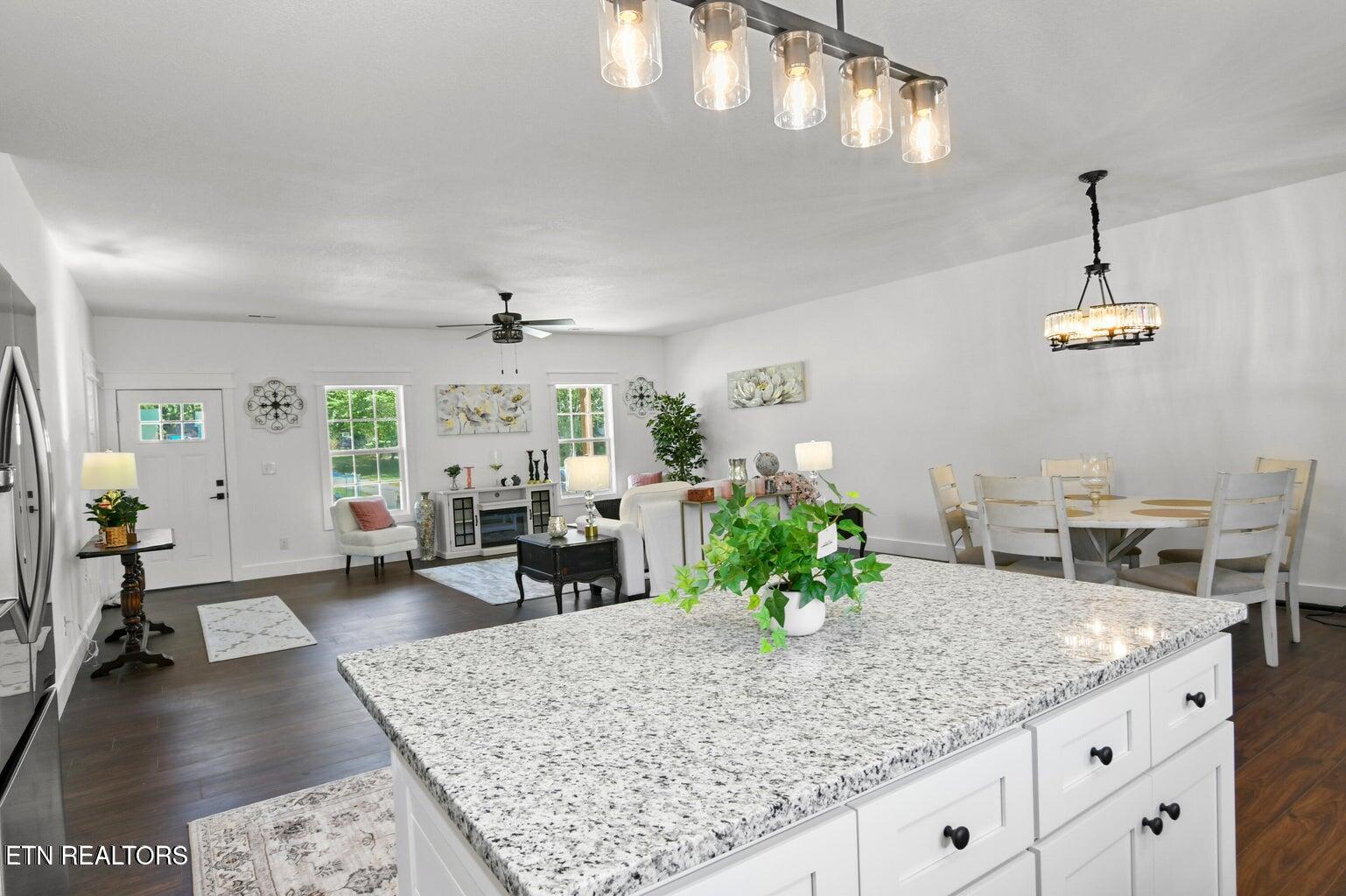 252 Old Middlesboro Hwy, LaFollette