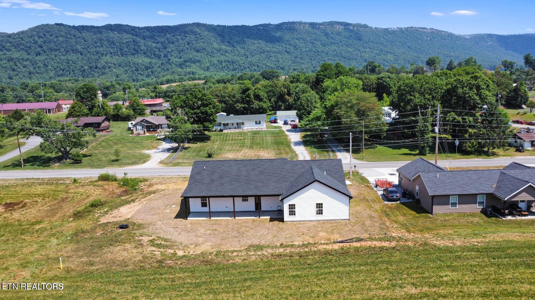 252 Old Middlesboro Hwy, LaFollette