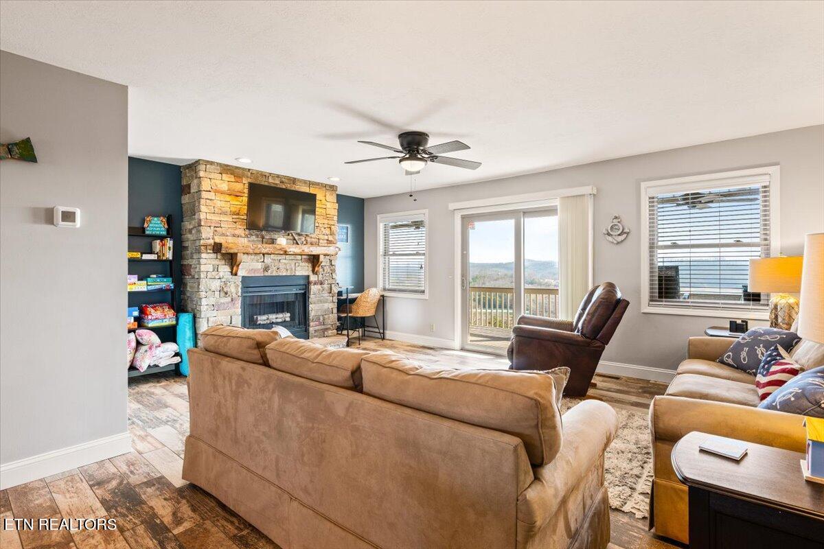 470 Deerfield Landiing Rd 8C, LaFollette Unit: 8C