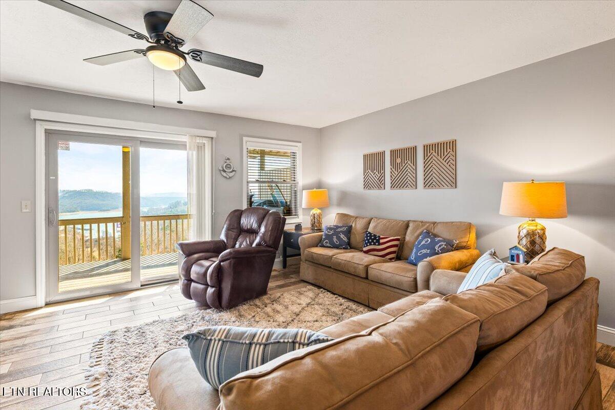 470 Deerfield Landiing Rd 8C, LaFollette Unit: 8C