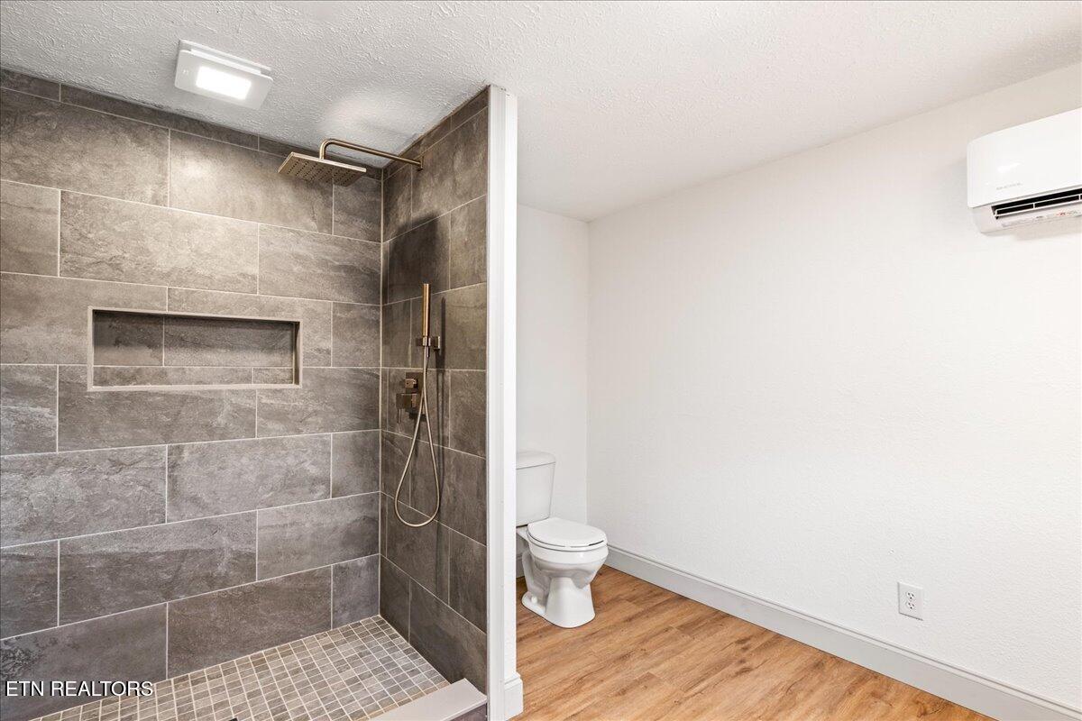 124 Blue Drive, LaFollette