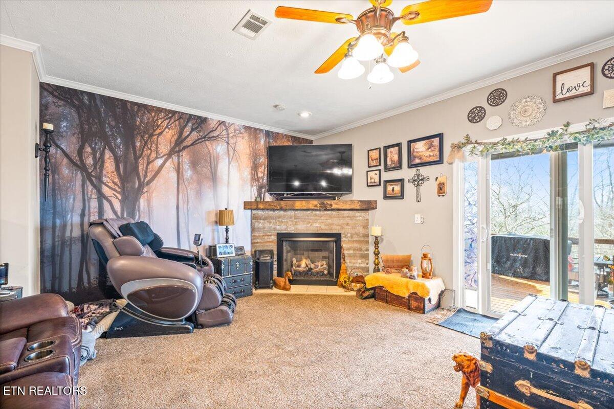 1048 Deerfield Way, LaFollette