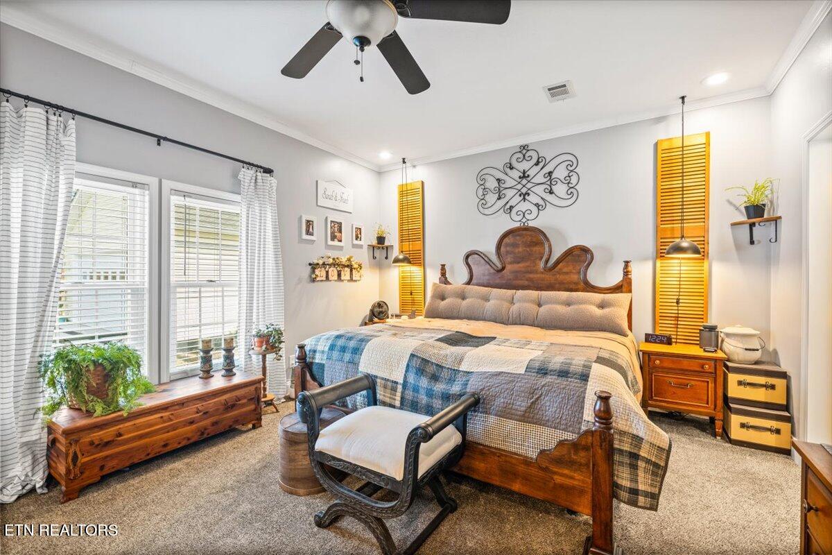 1048 Deerfield Way, LaFollette