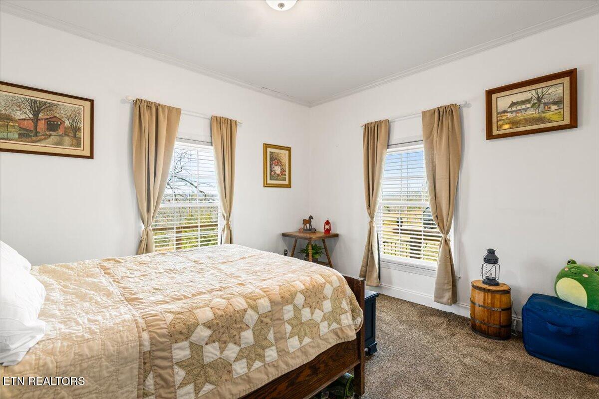 1048 Deerfield Way, LaFollette