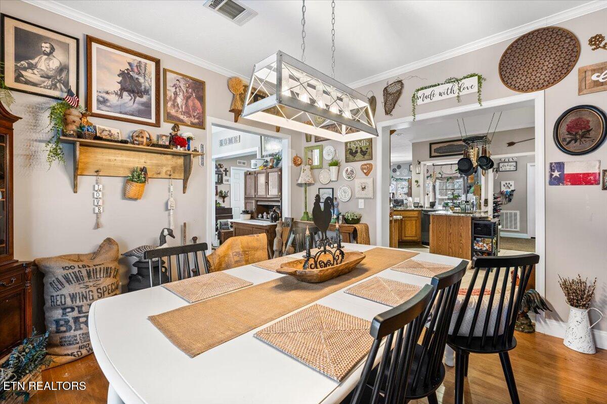 1048 Deerfield Way, LaFollette