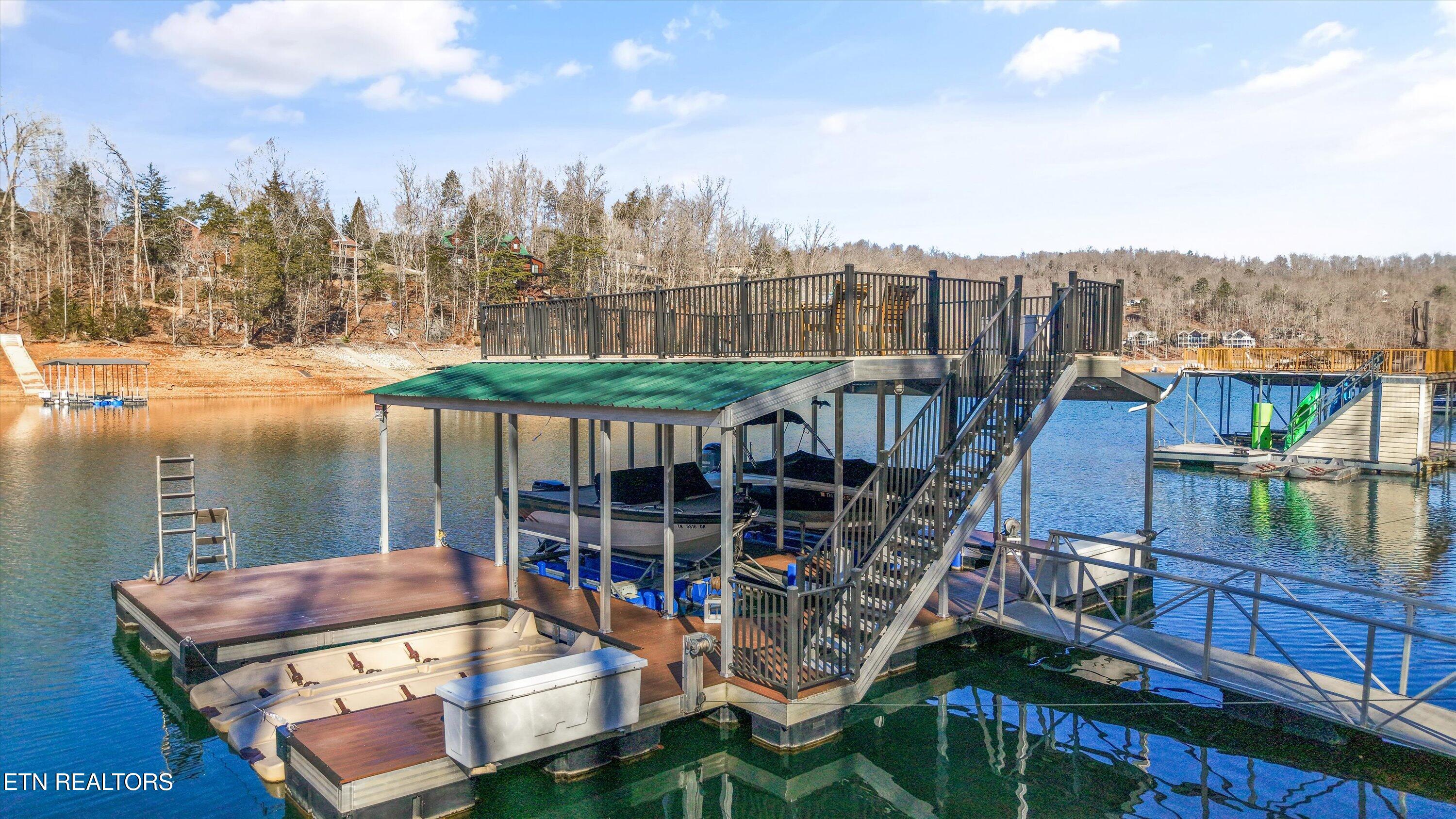 845 Yoakum Hollow Rd