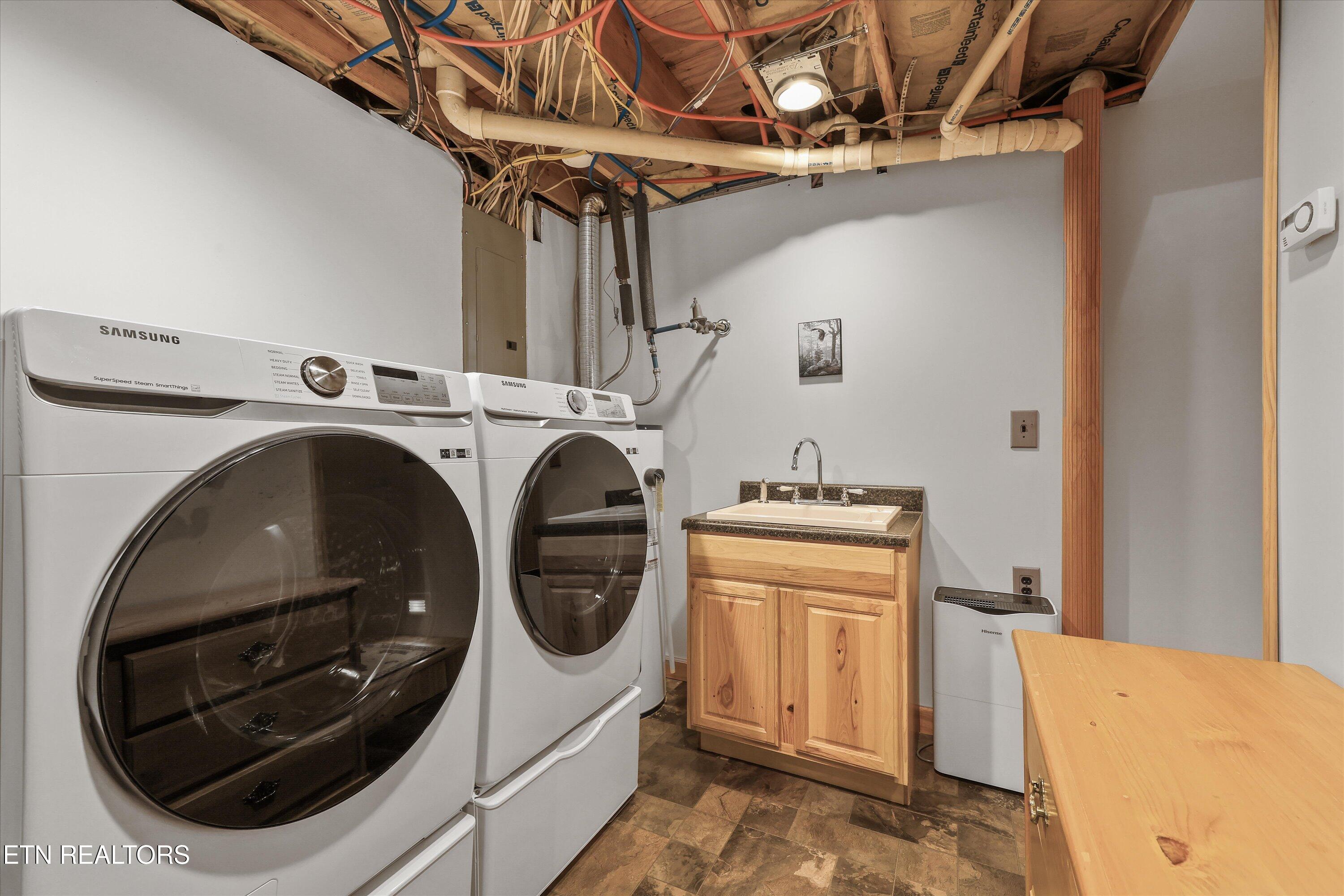 845 Yoakum Hollow Rd