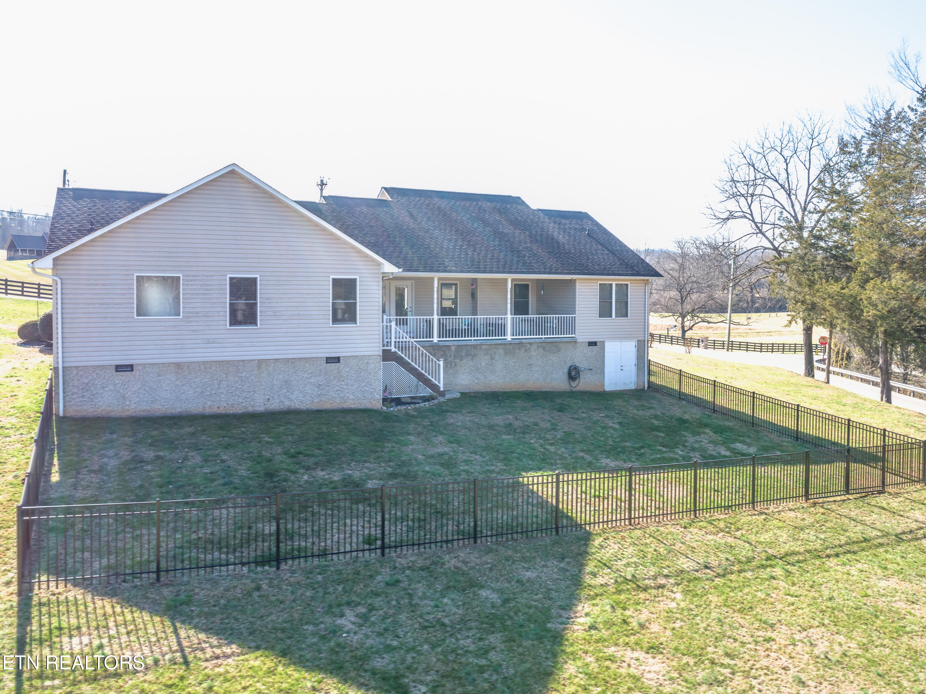 107 River Rd