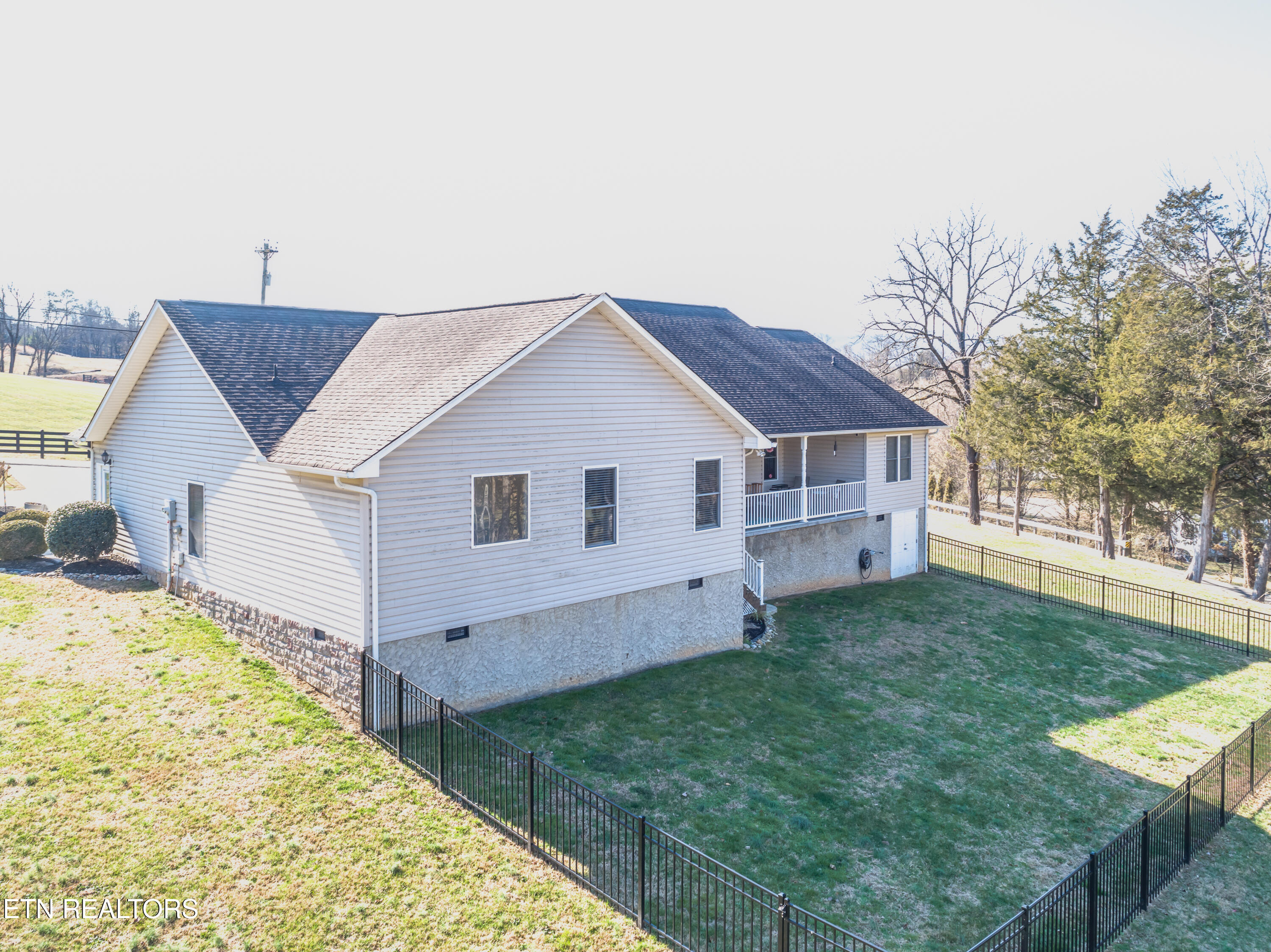 107 River Rd