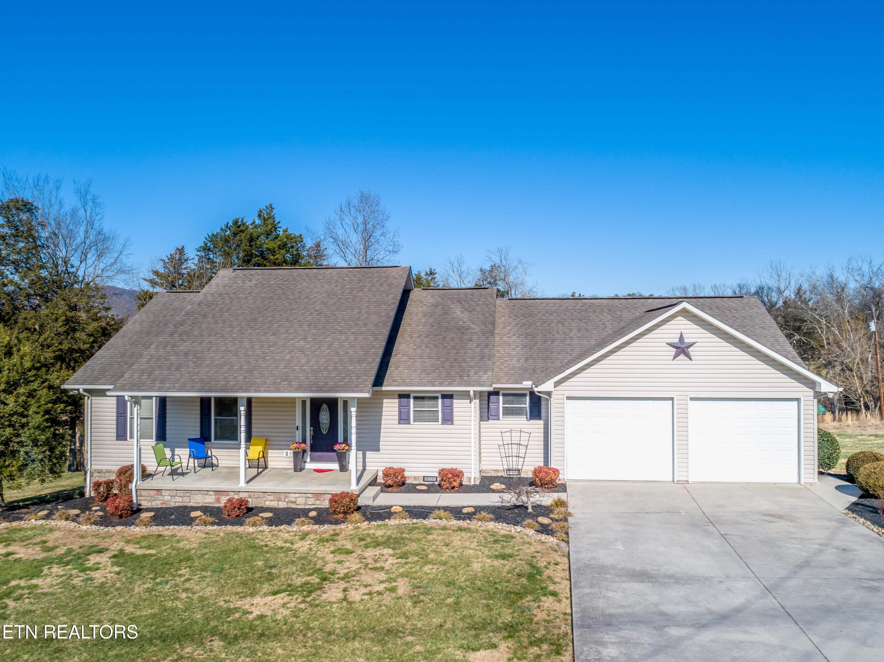 107 River Rd