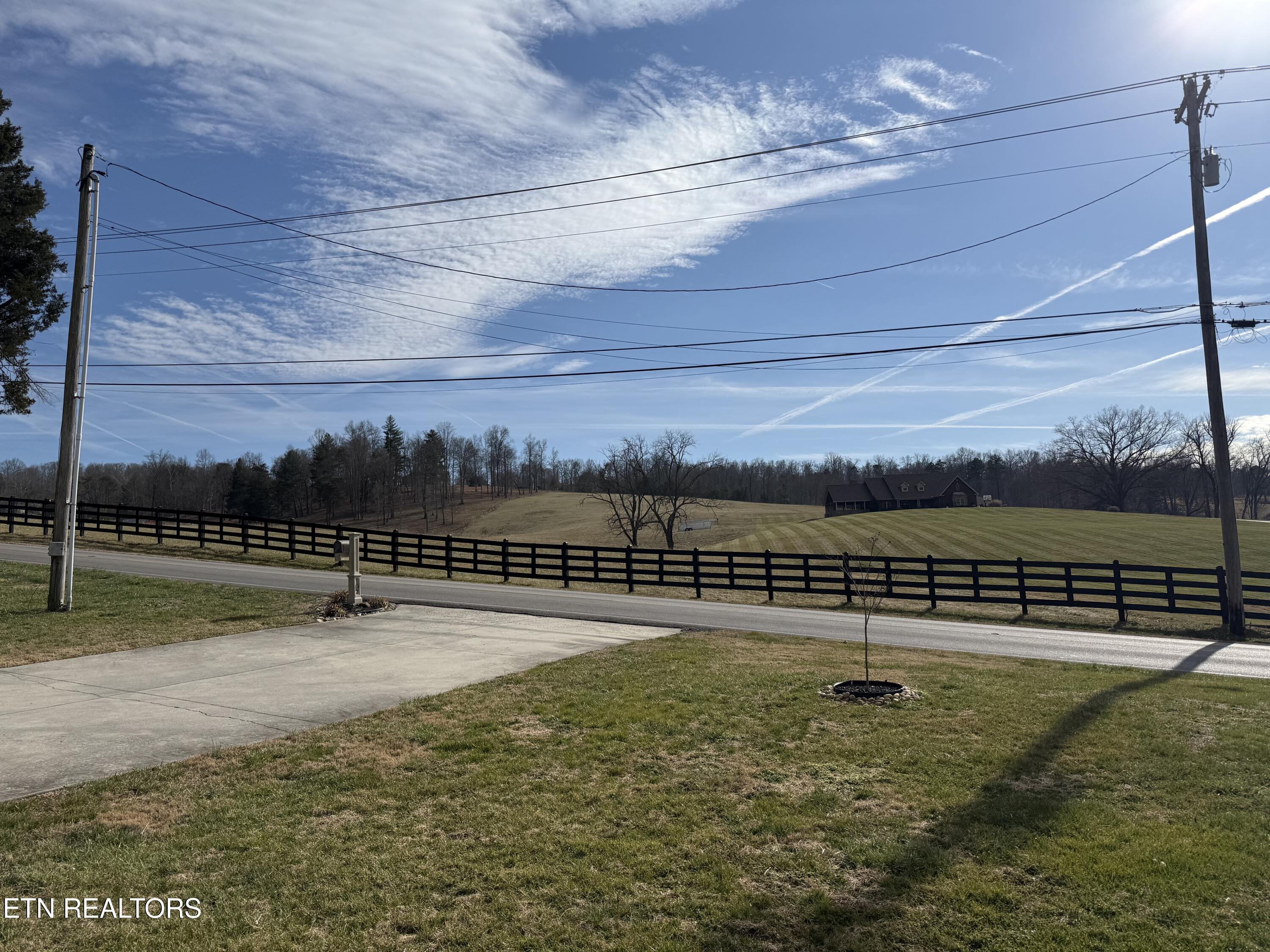 107 River Rd