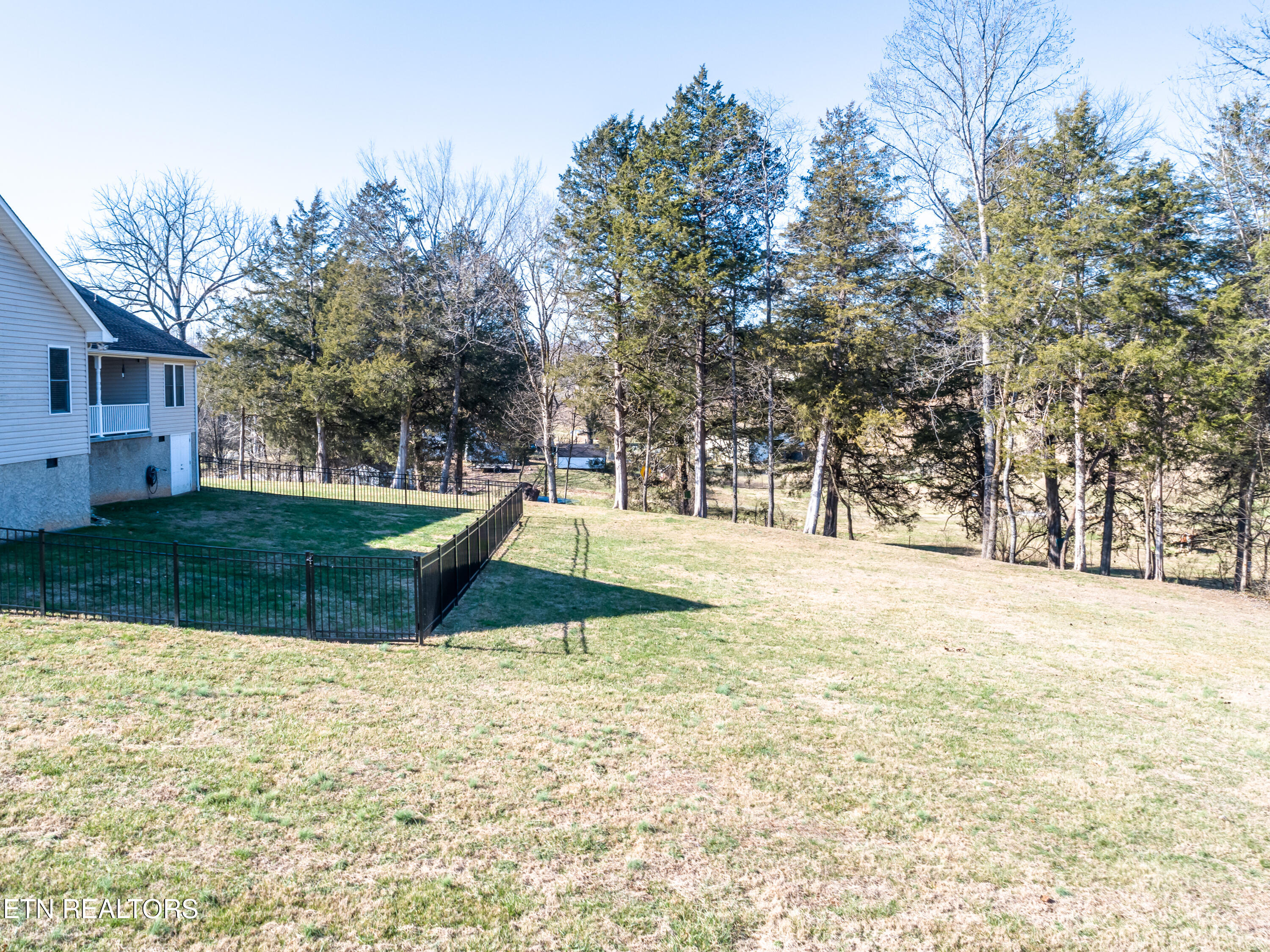 107 River Rd